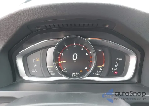 2017 Volvo S60 T5 Dynamic z USA, uszkodzony, nr VIN YV126MFL8H2437156